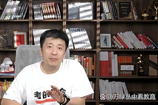 太阳官方：布克可以出战今天对阵灰熊的比赛